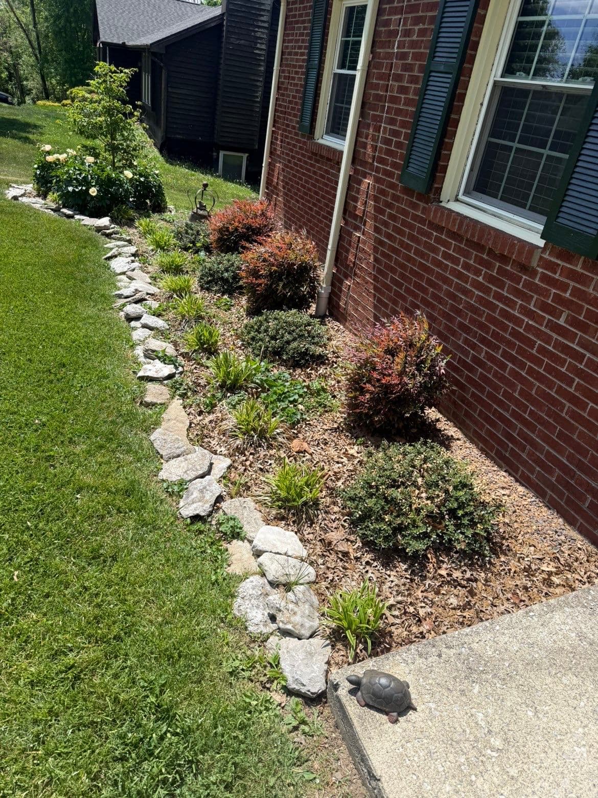 Project Flower Bed Rebuild With Fresh Mulch and Clean Edges image